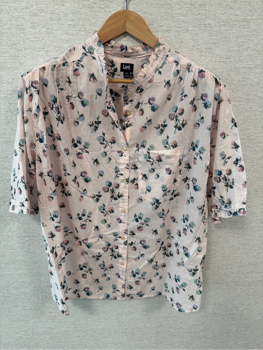 Lee Pink Floral Button-Front Shirt